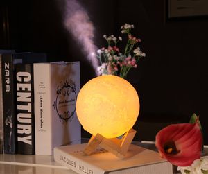 Humidificador de aire de 880ML Lámpara de luna 3D Difusor de luz Aroma Aceite esencial Humidificador ultrasónico USB Purificador de niebla fría nocturna con soporte de madera