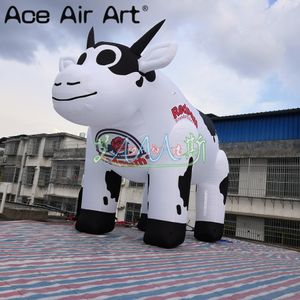 8 m de long (26 pieds) publicitaire gonflable debout de caricature gonflable de vache gonflable pour décoration agricole