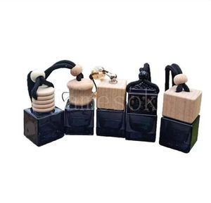 8 ml zwarte vierkante auto parfum flessen lege glazen fles met houten schroefdop en hang touw voor decoraties lucht DF161