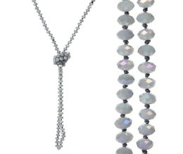 Colliers de perles de verre à facettes nouées à brins longs de 8 mm Colliers de déclaration multicouches à brins multicouches faits à la main avec des nœuds entre 7741517