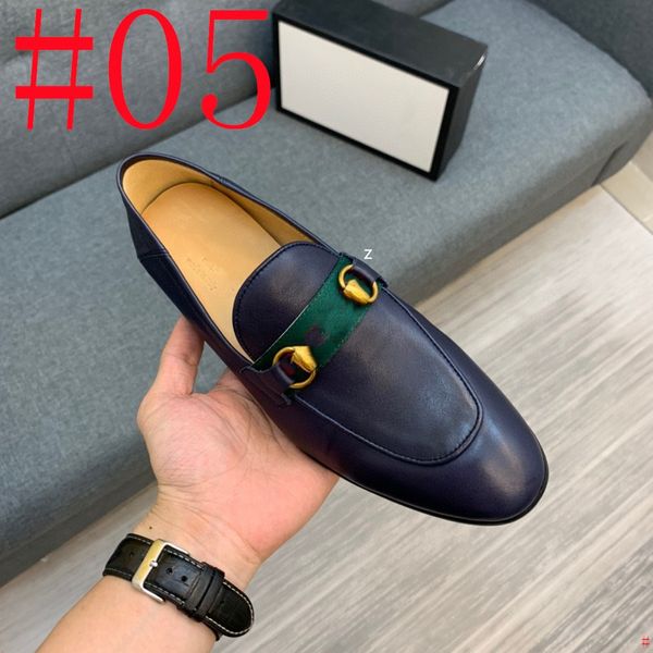 8MODEL Scarpe eleganti da uomo firmate Autunno New Slip On Pelle verniciata Frange luminose Mocassini maschili Punta a punta Appartamenti Scarpe da uomo di lusso morbide di grandi dimensioni