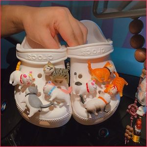 Breloques chats 3D mignons de styliste, 8 pièces, décoration de chaussures stéréo, sabots, bonjour enfants, femmes et filles, cadeaux pour crocodile Jibb209E