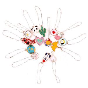 8 stks Emaille Little Daisy Animal Bead Chain Hanger voor Schoenveters Key Bag Charm Legering Hangers