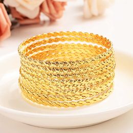 8 stks luxe 24k goud kleur Ethiopische sieraden armbanden voor vrouwen Dubai Ramadan banglesbracelet Afrikaanse / Arabische wieden sieraden gift Q0720