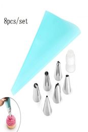 8PCSSet ijsspuitmondstuk Cream Piping Bag Set Russische leidingen tips DIY Cake Decorating Tip Sets Bakgereedschap BAKKEWARE Keuken Accessor8831990