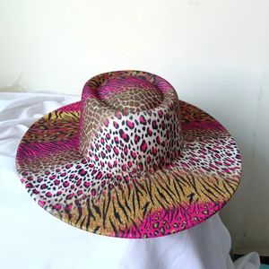 9.5 cm rose rouge imprimé léopard fedora chapeau à large bord bosse chapeau hommes et femmes mode style unique dames fedora chapeau hommes 240229