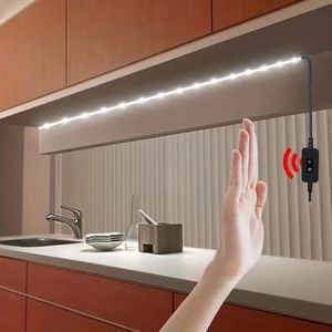 9.8Ft USB-sensorstripverlichting, met PIR Motion Handscan LED-nachtlampje, met instelbare helderheid, voor slaapkamer, huis, keuken, kledingkastdecoratie