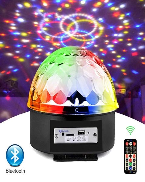 9 colores giratorios bola de discoteca fiesta luces LED Gadget Altavoz Bluetooth Control remoto cristal mágico para el hogar Navidad boda Show9754373