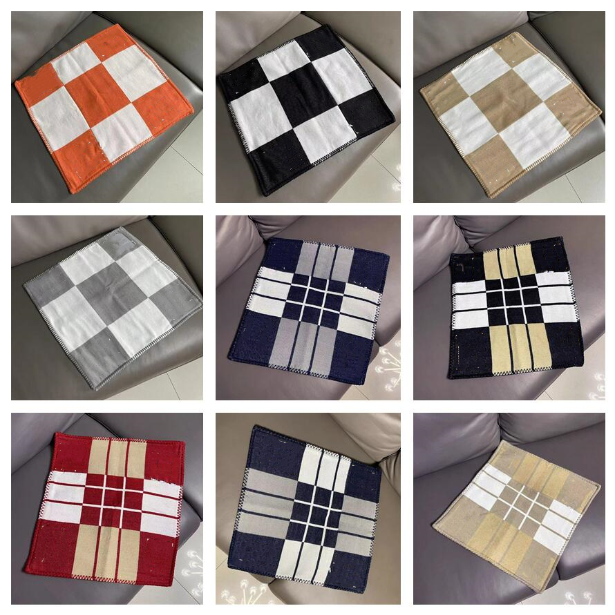 9 desenhos de 65x65cm travesseiro de travesseiro travesseiro de almofada letra h almofadas de arremesso de impressão Tampas de almofadas para casa têxteis ht1386