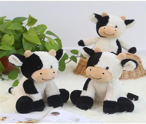 9 pouces Belle vache à lait toys Poupées d'animaux en peluche Oreiller de haute qualité bovins moelleux pour enfants Gift d'anniversaire pour enfants U311336241