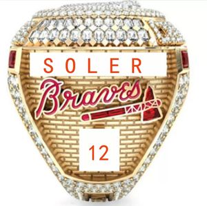 9 noms de joueurs SOLER FREEMAN ALBIES 2021 2022 World Series Baseball Braves Team Championship Ring avec boîte d'affichage en bois Souvenir Fan pour hommes