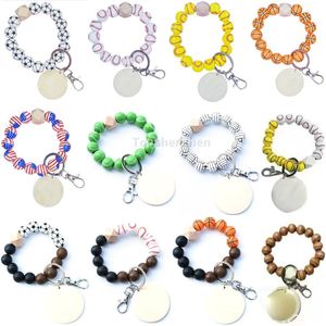 12 Style Unieke stijlvolle houten kralen armband Keychain Pendant Party Favor Sport Ball voetbal Basbal Basketbal Bangle Pols met metalen sleutelring