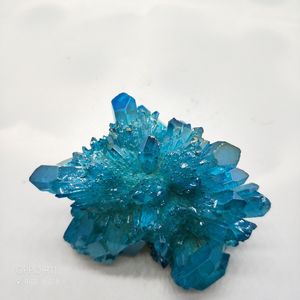 90-120g Grappe de cristal naturel Très belle couleur bleu ciel Ange Aura Cristal Foule Quartz naturel Minéraux Pierre Décoration Maison T200117