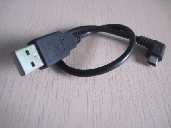 Adaptateur Mini USB B mâle vers USB 2.0 A mâle, Angle gauche de 90 degrés, câble de chargement de données court pour appareil photo numérique mp3 mp4, 25cm