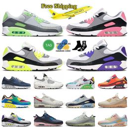 Livraison gratuite 90 Terrascape Running Shoes 90s Femme Anthracite Hyper Royal Thunder Grey Bred Bred Bred Lucha ACG Sail Mens Trainers Outdoor Sports Sneakers