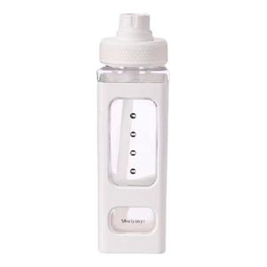 900 ml ours bouteille d'eau avec paille Sport en plastique Portable carré bouteille à boire pour fille mignon jus thé tasses à eau Y0915