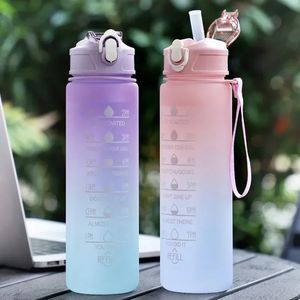 900 ml sportwaterfles grote capaciteit gradiënt cup drinkware outdoor reisgym fitnessjuggen draagbaar drinken rijden 240420