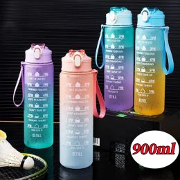 Botella de agua deportiva de 900 ml con marcador de tiempo Botella de plástico de color progresivo esmerilado arcoíris resistente a altas temperaturas sin BPA 0119