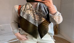9090 Fashion Designer Head Buffs Wrap for Women Foulard en Soie Square Camino Starf Shawl Wraps Muffler Pareo Bandanna Femal9096141