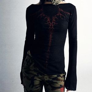 Années 90 Vintage Egirl Emo Vêtements Feux Graphique Impression Y2K Grunge Tshirt Femmes Harajuku Rétro Manches Longues Tee Goth Punk Streetwear 240219