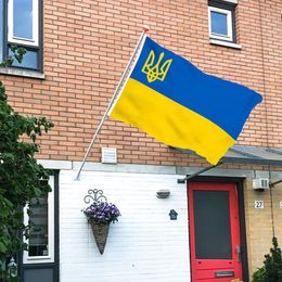 90X150cm Bandera de jardín de Ucrania Bandera de emblema nacional de Ucrania Patio interior al aire libre Fiesta Festival Desfiles Decoración de doble cara Banner Regalo