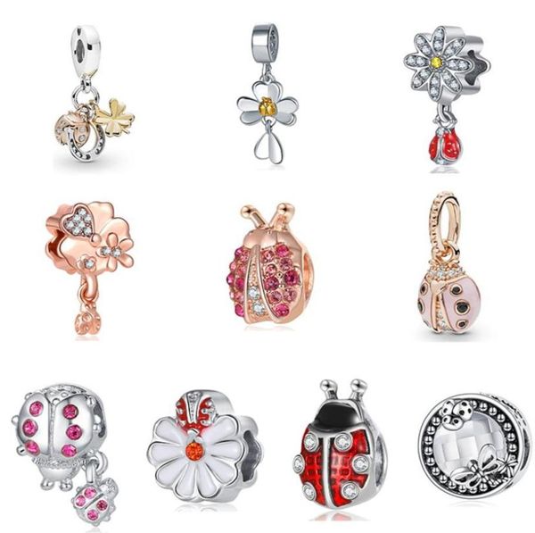 925 Perles de charme en argent pendent Red Lucky Ladybug Clover Daisy Flower Bead Fit Charms Bracelet Bijoux Bijoux Accessoires1121096