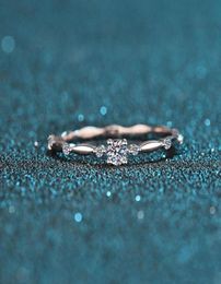925 Test de diamant en argent passé 01 Carat 3 mm E Color Moisanite Ring Perfect Cut Sparkling Mini Lab Lab Grown Diamond Rings For Girl C48615106
