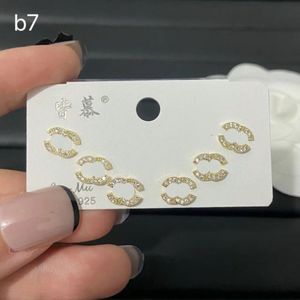 Pendientes de cristal chapados en plata 925, pendientes colgantes de corazón para niñas lindas, nuevo diseñador de otoño, marca de lujo, regalo de amor, diseño de joyería para mujeres, pendientes de letras de alta calidad