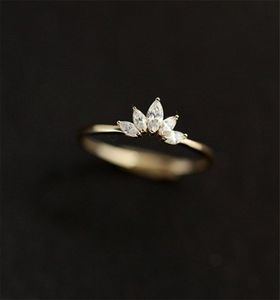 925 Sterling Silver Crown Ring Crystal Plating 14K Gold Simple Women Fashion Temperament Bruiloft Sieraden Accessoires8190959