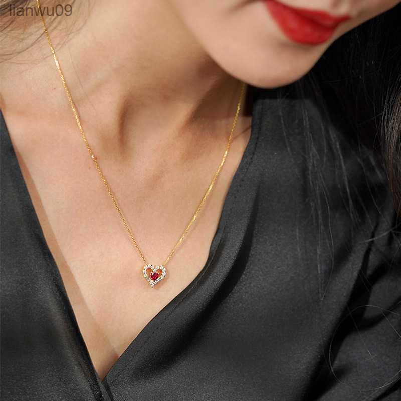 925 Sterling Silver GoldPlated Love Necklace Female Inlaid Zircon Pendant Temperament Clavicle Chain Anniversary Gift Jewelry L230704