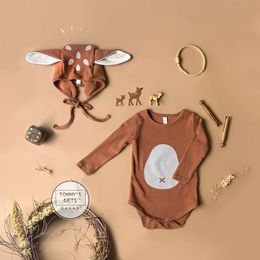 9406 vêtements nés dessin animé bébé body créatif fauve infantile Triangle escalade vêtements bébé garçon vêtements fille Onesies 240305