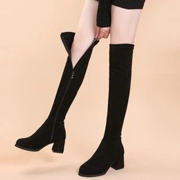 956 Stretch au genou, l'automne et l'hiver pour femmes et les bottes à petite taille à talons épais à talons épais 231124 A