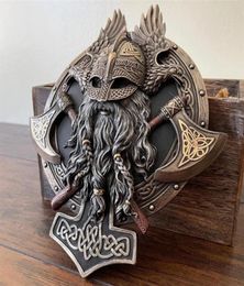 95AA Viking Berserker Dubbele Bijl Plaque Hars Standbeeld Ornament Vintage Warrior Valhalla Sculptuur Beeldje Wanddecoratie voor 22078122265