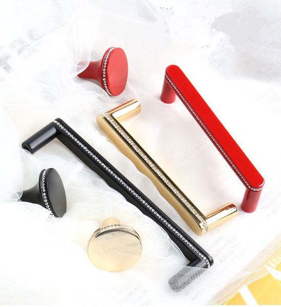 96 128 160 192mm Pull Fashion Fashion Luxury Diamond Furniture Handle Gold Black Red Kitchen Cuisine Armoire Armoire Datoir de tiroir