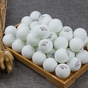 99pcs / lot Yellow and White 3-Star 40mm Tafeltennisballen Ping Pong Balls