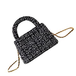 9A Sac de créateur en coton sergé de laine douce avec sac à main vintage en métal doré 19 cm, pochette pour femme de taille classique avec boîte