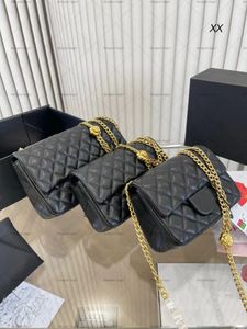 Sac de créateur 9A Miroir de qualité Jumbo Double rabat Sac luxe 23cm 25cm 30cm en cuir Caviar Lambe Lgnes Classic Black Purse Mandted Handtedbag Gold and Silver Label 001