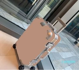9a koffer Joint Development Designer Fashion Bag Boarding Box Grote capaciteit Travel Leisure Holiday Trolley Case Aluminium Magnesiumlegering