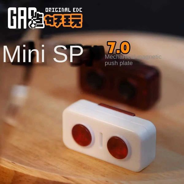 9m01 Décompression Toy Gao Studio Mini Sp Fitdget Push Slider EDC Office Décompression Adulte Anti Stress Magnetic Toy 240412