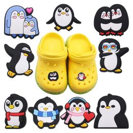 9pcs/set encantadores de calzado de pingüino animal para la pulsera de bricolaje accesorios de sandalia de sandalia para mujeres de la fiesta para mujeres regalos