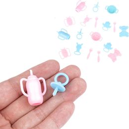 9PCSSet Mini Doll Fopspacifier Baby Tabree Set Miniatuurartikelen Play Huisbenodigdheden Dummy Nipples For Kids Toy 240409