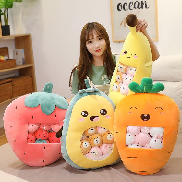 Un sac de collation fruits poupée carotte fraise avocat coussin dessin animé animal poupée en peluche jouets en gros