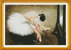 Peintures décoratives de ballerine dansante pour fille, ensembles de broderie au point de croix faits à la main, imprimés comptés sur toile DMC 14CT / 11CT