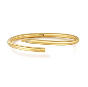 Een klassieke liefdesschroefarmband Designer H Letter Bangle Luxe merk emaille armbanden Mannen en vrouwen Mode Alledaagse accessoires Feest Bruiloft Valentijnsdag Geschenken