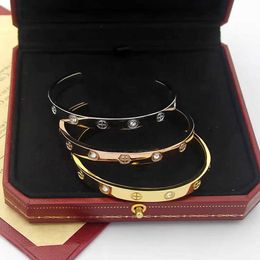 Una pulsera de lujo clásica, diseñador de encanto, mujer, oro de 18 quilates con diamantes, joyería de brazalete de marca abierta para mujeres, envío gratis, regalo de Navidad de moda 1IYX