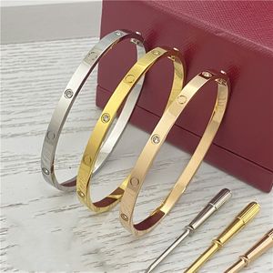 Een klassieke gepersonaliseerde diamanten armband roestvrij stalen armbanden ontwerper voor vrouwen met schroevendraaier gecharmeerd goud luxe kwaliteit sieraden kerstcadeau