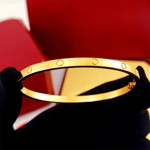 Un designer C arter designer bracelet pour femmes luxehaut de gamme amour vis bracelet couples de mode bracelets en acier inoxydable diamant bijoux cadeau
