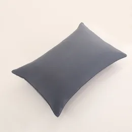 Una almohada gris, almohada de hotel, almohada de sofá grande, cojín, núcleo de almohada de fibra, dureza moderada, tamaño y color personalizables