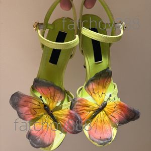 Een levensechte vlinderdecoratie sandalen heldere kleuren avondschoenen nestiletto 10 cm hakken sandaal vrouwen hakken luxe ontwerpers enkelband jurk schoen 35-41 met doos