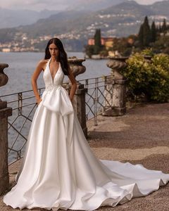 Une ligne robes élégantes Boho licou cou Appliques dos nu robe De mariée femmes blanc robes De mariée robes De Novia